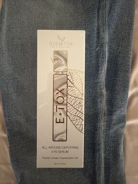 Stemtox All Around Depuffing Eye Serum - White/Gold
